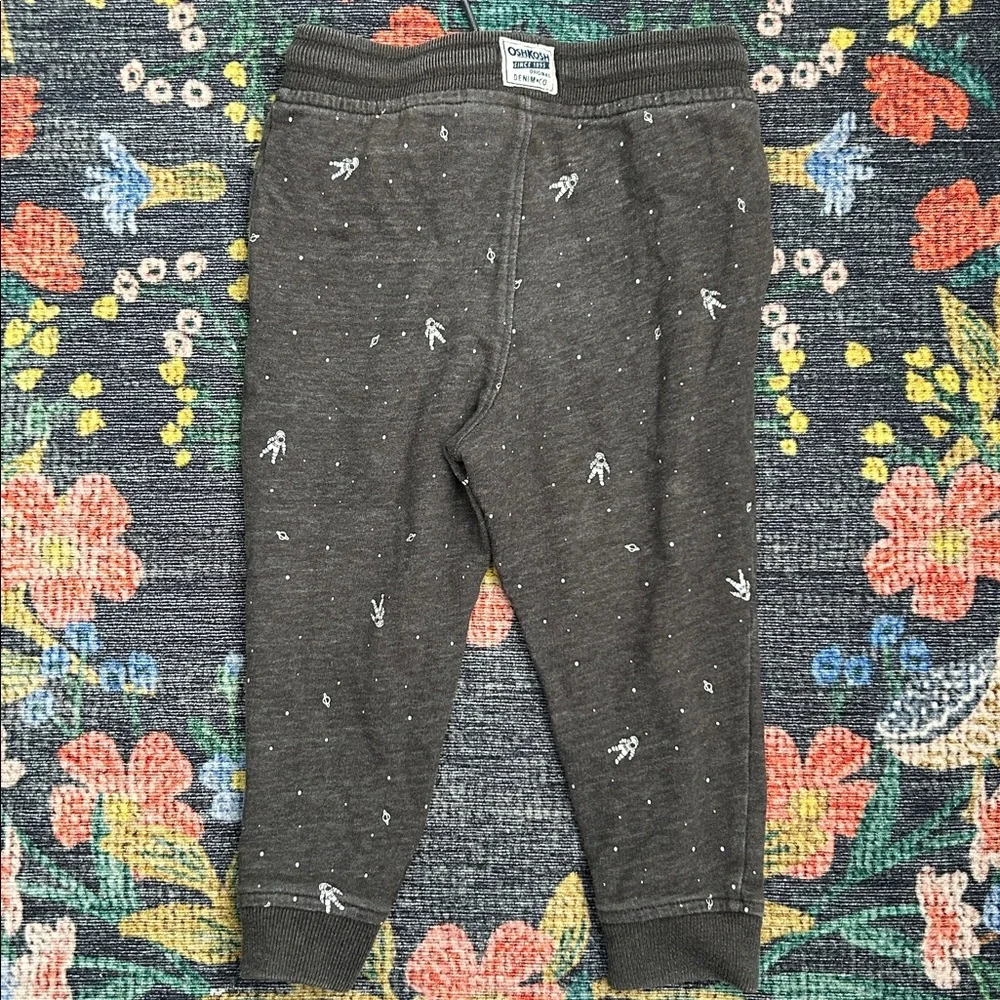 OshKosh B’gosh Space Print Sweatpants, Size 24 Months